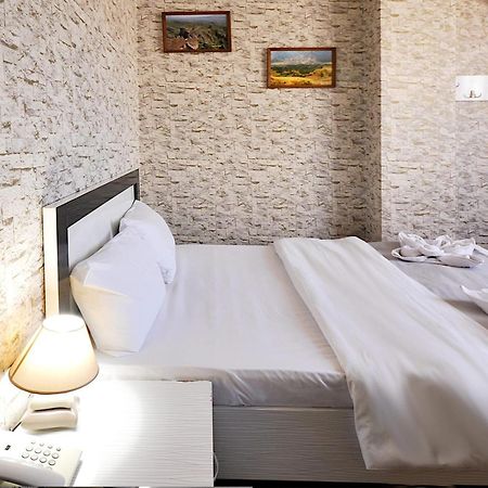 טביליסי Hotel Kavela מראה חיצוני תמונה