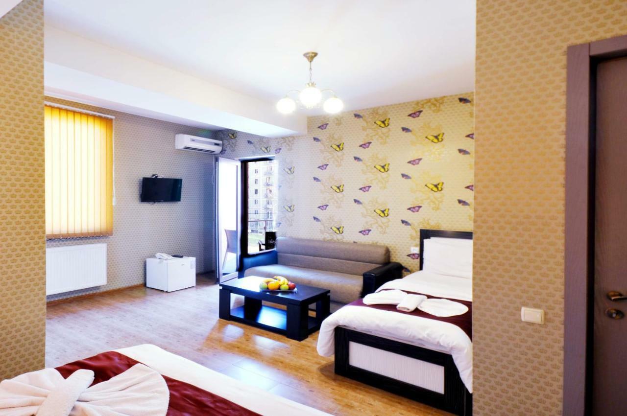 טביליסי Hotel Kavela מראה חיצוני תמונה