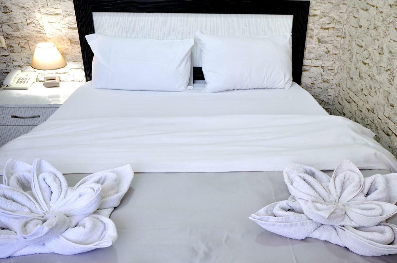 טביליסי Hotel Kavela מראה חיצוני תמונה
