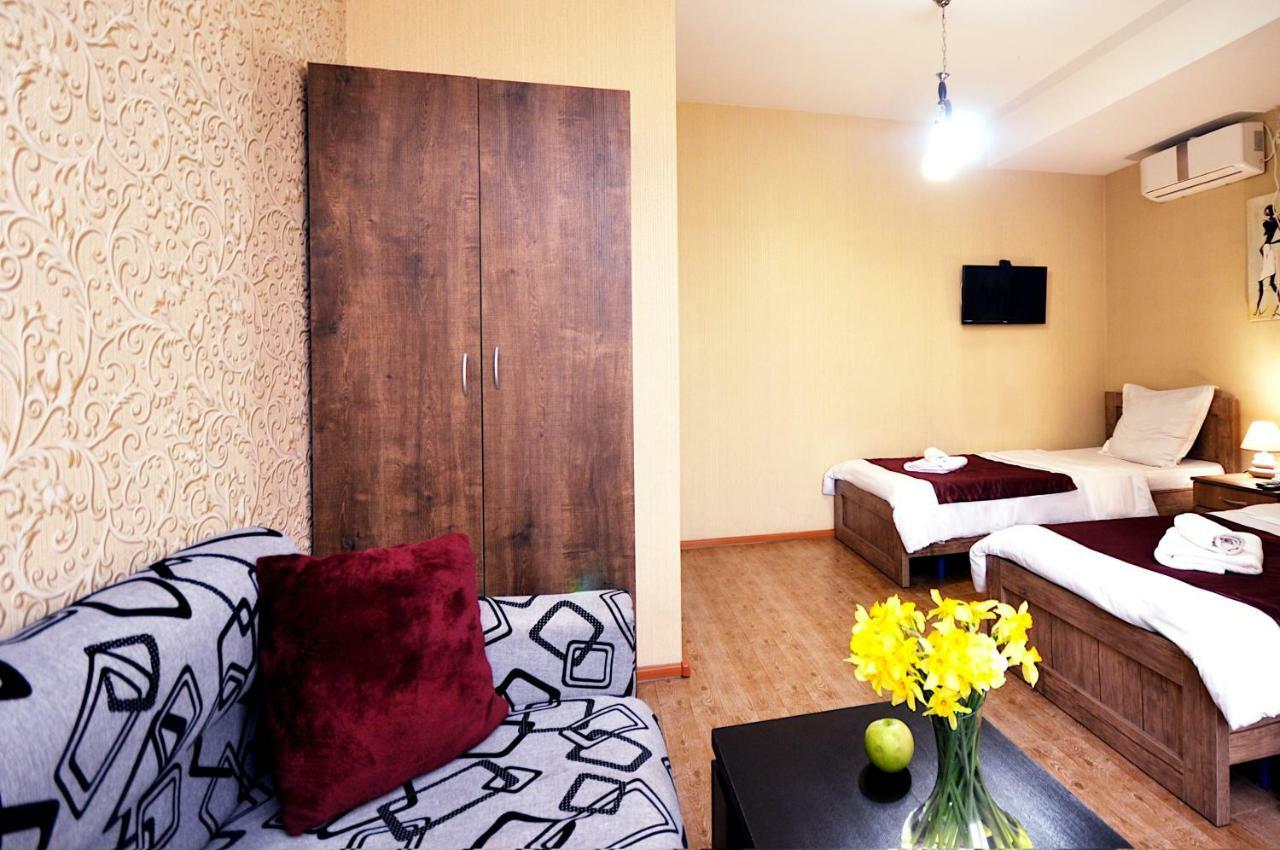 טביליסי Hotel Kavela מראה חיצוני תמונה